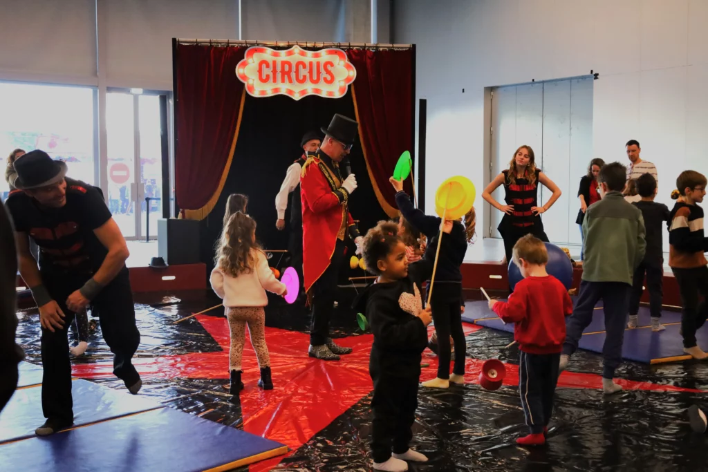 Piste de cirque pour enfants