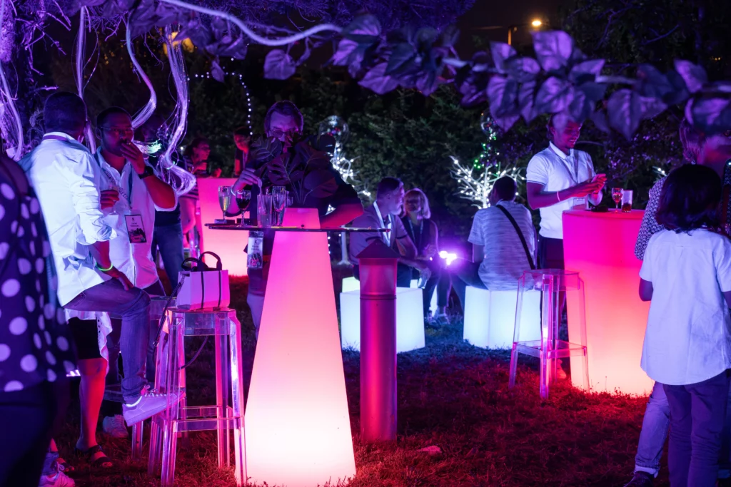 Décor immersif de la soirée Pandora